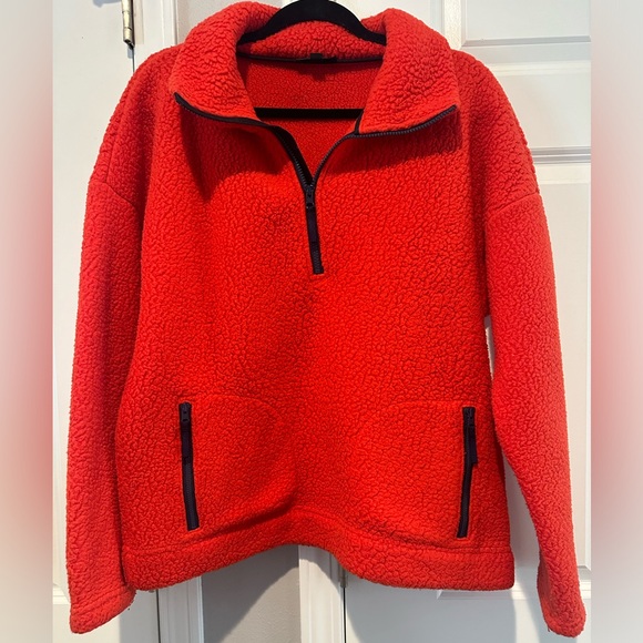J crew polartec fleece half zip pullover❣️🌹 - Picture 3 of 8